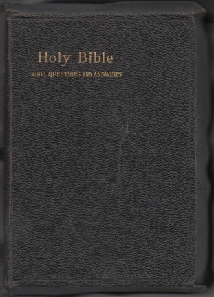 Holy Bible.  4000 QUESTIONS AND ANSWERS, CIRCA 1901.
