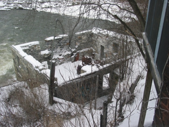 An abandoned Mill with a Woodward size C water wheel governor shown.