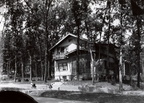 The John McKenna residence in Shorewood Hills, circa 1914.