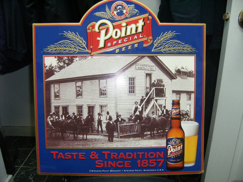Stevens Point Brewery tin sign-xx.jpg