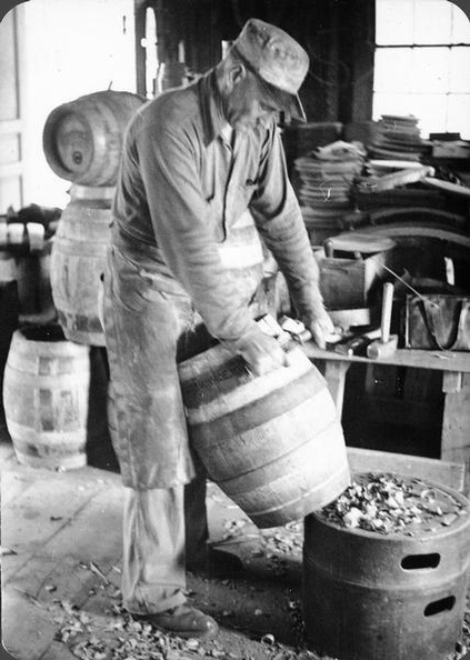 Frank J. Hess and Son's barrel-making factory, 1952 Atwood Avenue at Schenck's Corners in Madison, Wisconin, circa 1949.  2