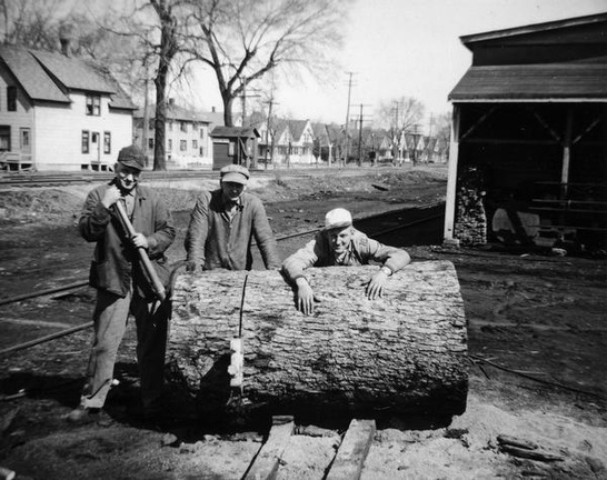 Hess Cooperage business in Madison, Wisconsin from 1904 to 1966.   8