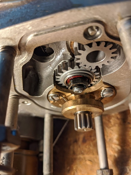 The reduction gear ratios to turn the two governor fly weight assemblies in the control.