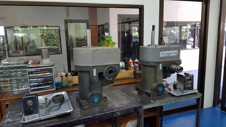 Two large Woodward governor actuators for massive steam turbine engines. Photos from Natco Governors Specialist Company. 33.jpg