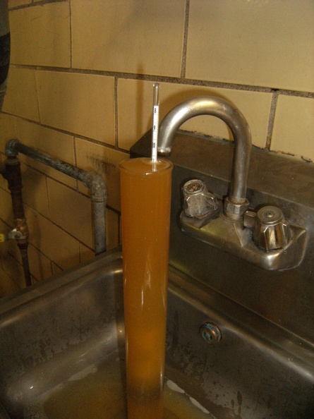 Lautering the wort from the malt in the Lauter-Tun kettel  to the recipe's required wort gravity.