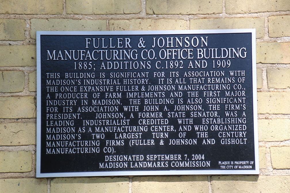 The Fuller &  Johnson Manufacturing Company.  The Vintage manufacturing history project.