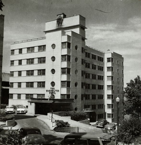 The Edgewater Hotel in1958.jpg