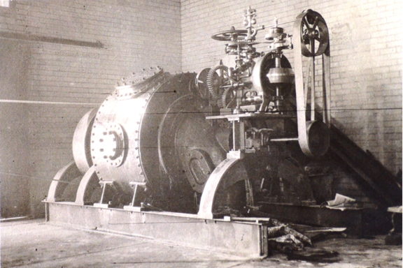 A Woodward water wheel governor application.