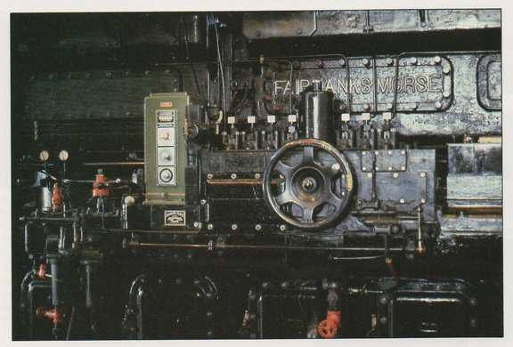 Close-up of the Woodward IC governor.