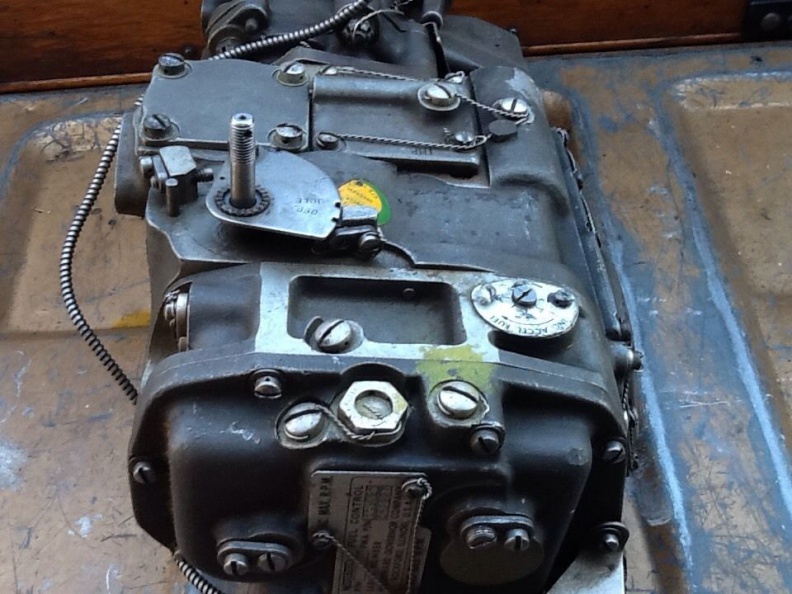 A vintage Woodward jet engine fuel control made for the Pratt & Whitney Aircraft gas turbine engine. - Similar to Brad's P&W Woodward control..jpg Similar to Brad's P&W Woodward control..jpg